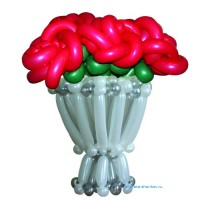 Корзина  с цветами из воздушных шаров "Семь роз" 7 шт.